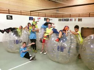 buborékfoci program gyerekzsúr születésnap iskola osztály ötlet