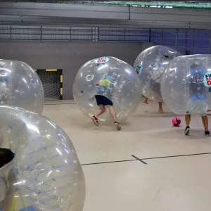 buborékfoci csapatépítő céges rendezvény